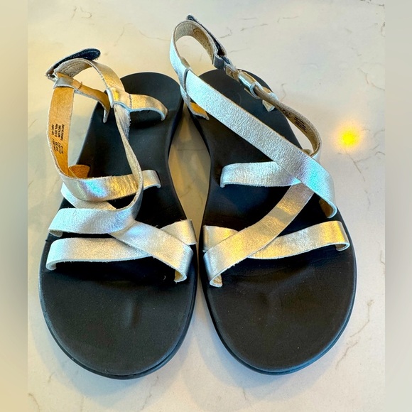 OluKai Women's Sandals in Black and Metallic Silver Straps/ Velcro Close Leather - Picture 1 of 10